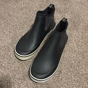 Women's Black Slip-On Shoes